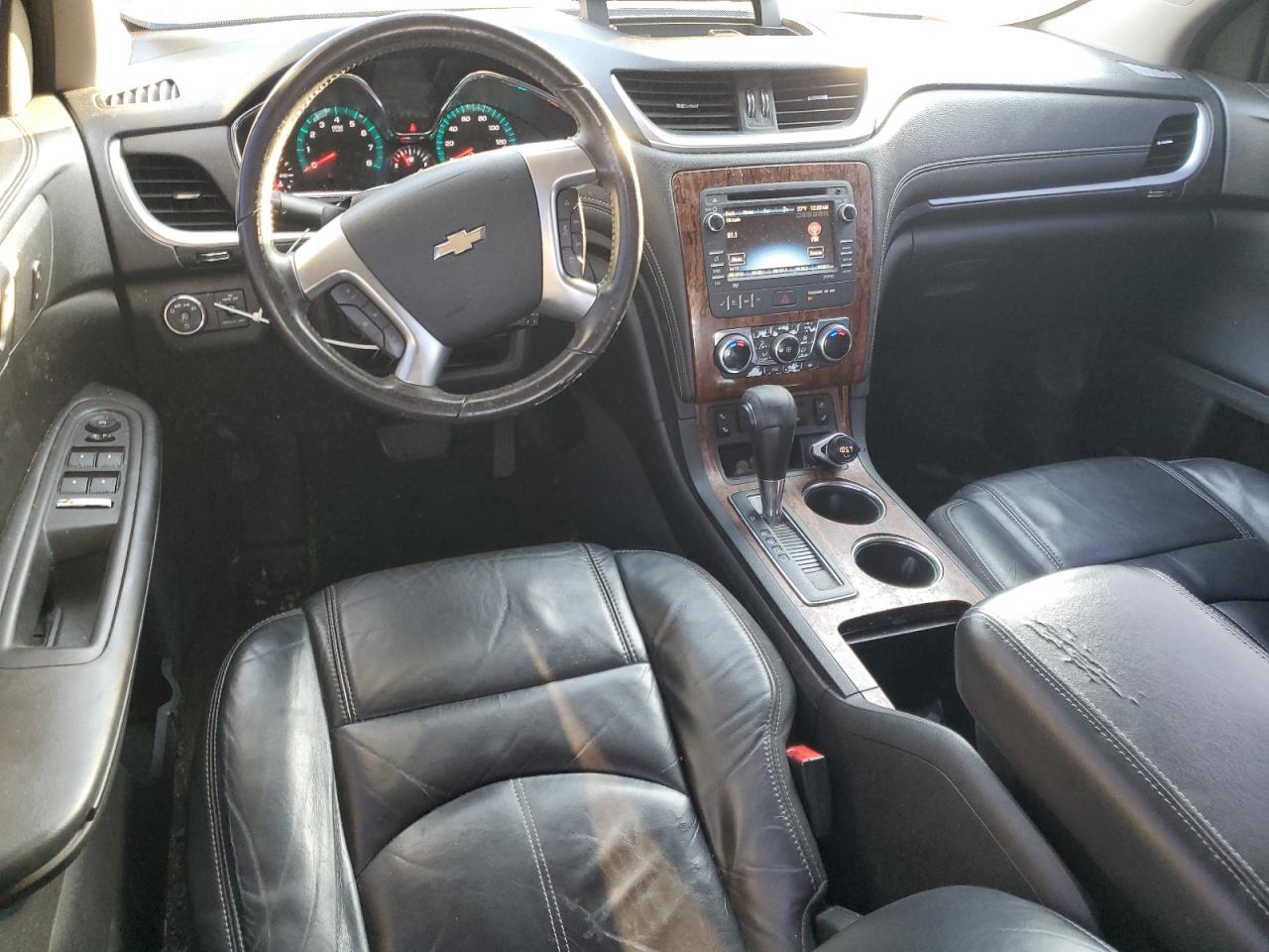 2014 Chevrolet Traverse - Image 8