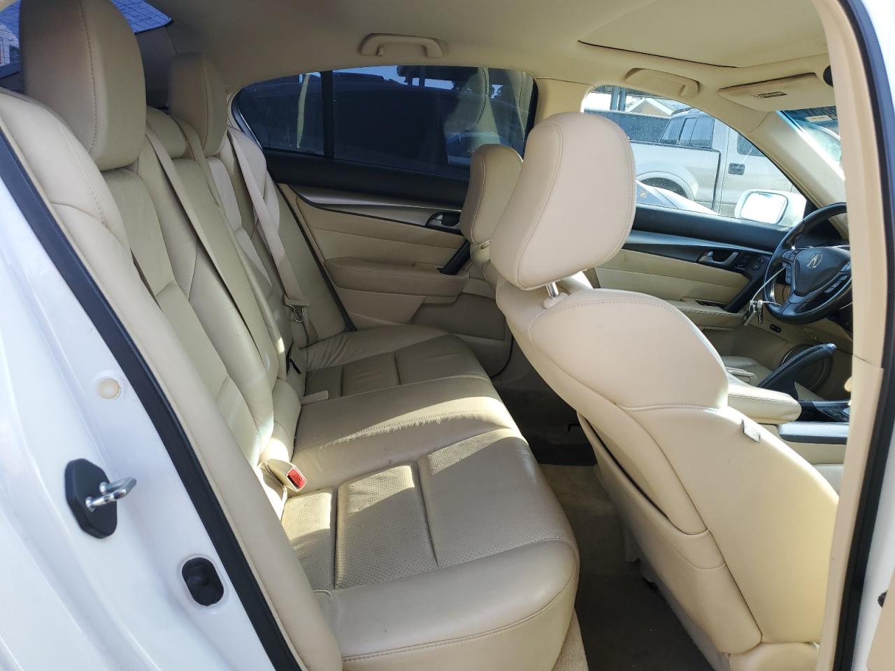 2010 Acura TL - Image 10