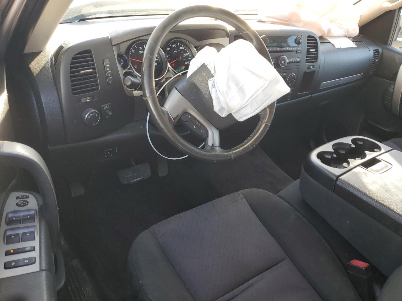 2011 GMC Sierra - Image 8