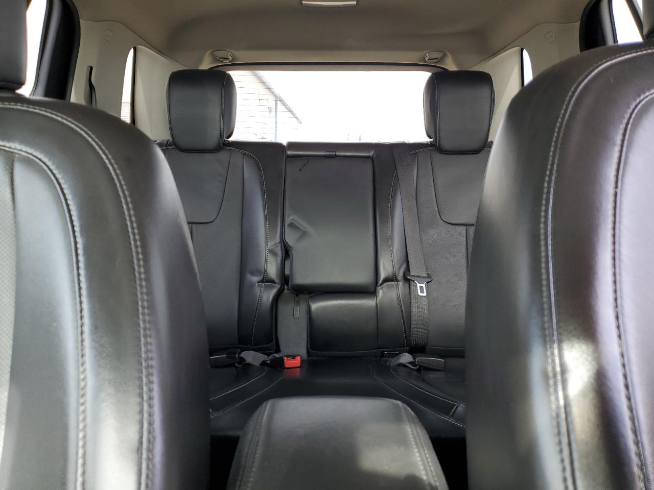 2016 GMC Terrain - Image 10