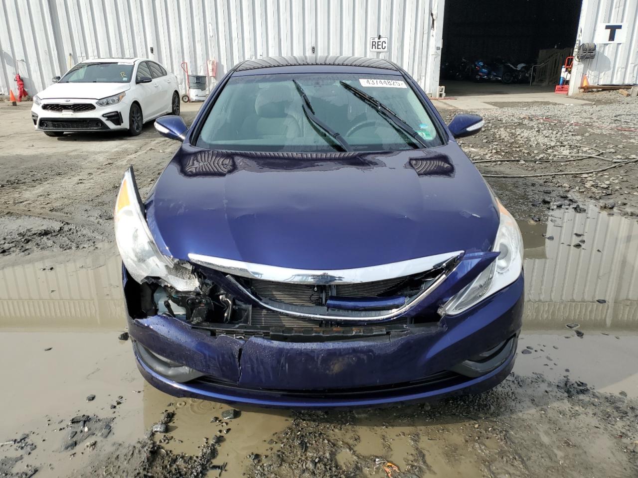 2014 Hyundai Sonata - Image 6