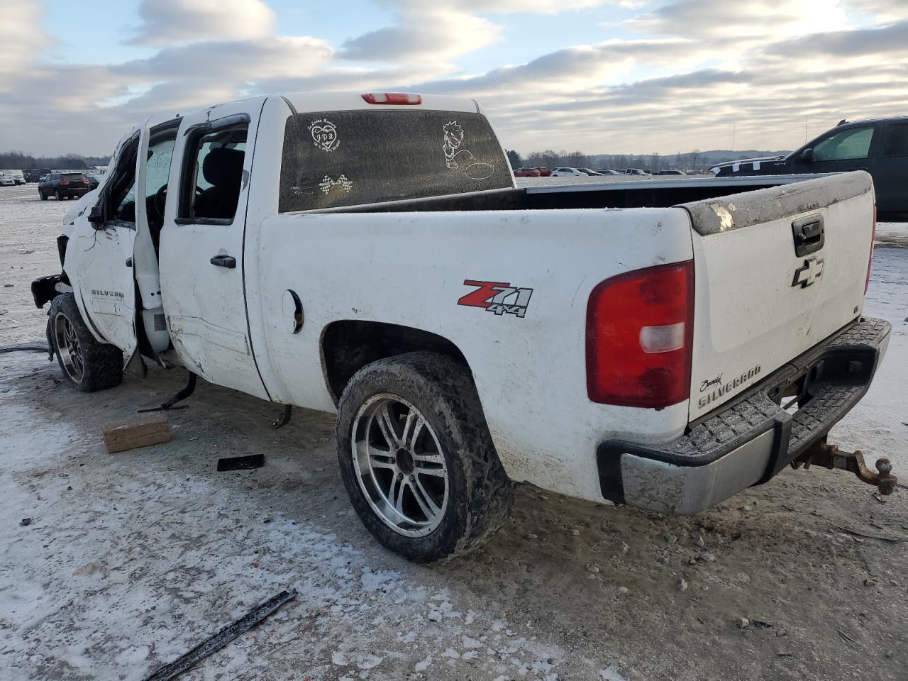 2013 Chevrolet Silverado - Image 2