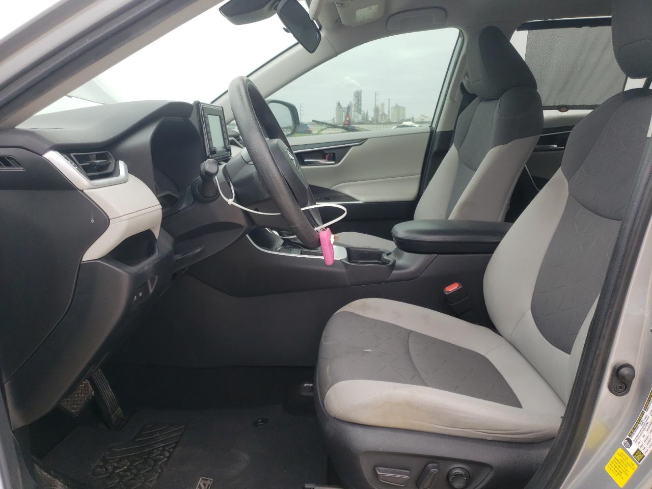 2020 Toyota RAV 4 - Image 7