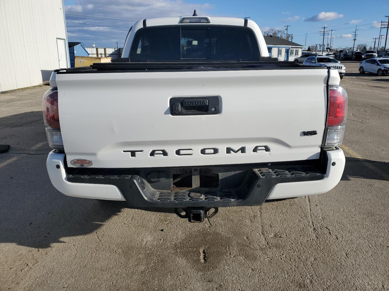 2020 Toyota Tacoma - Image 6