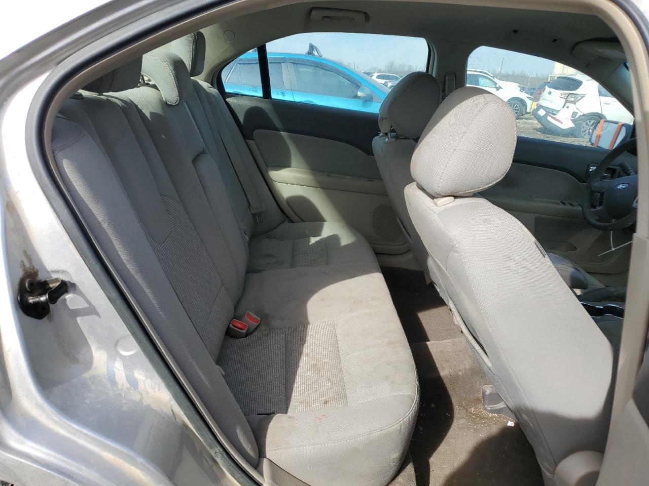 2012 Ford Fusion - Image 11