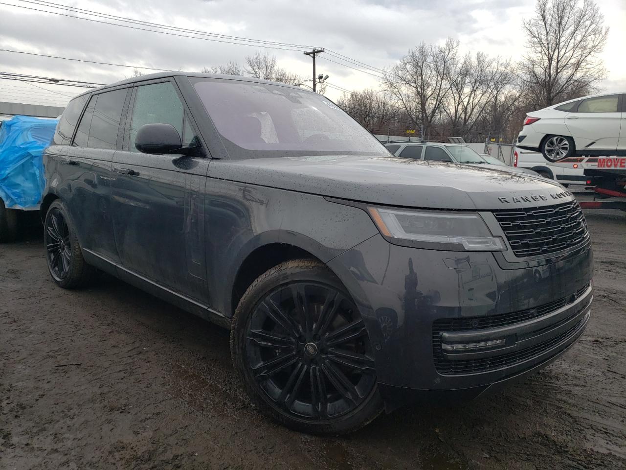 2023 Land Rover Range Rover - Image 4
