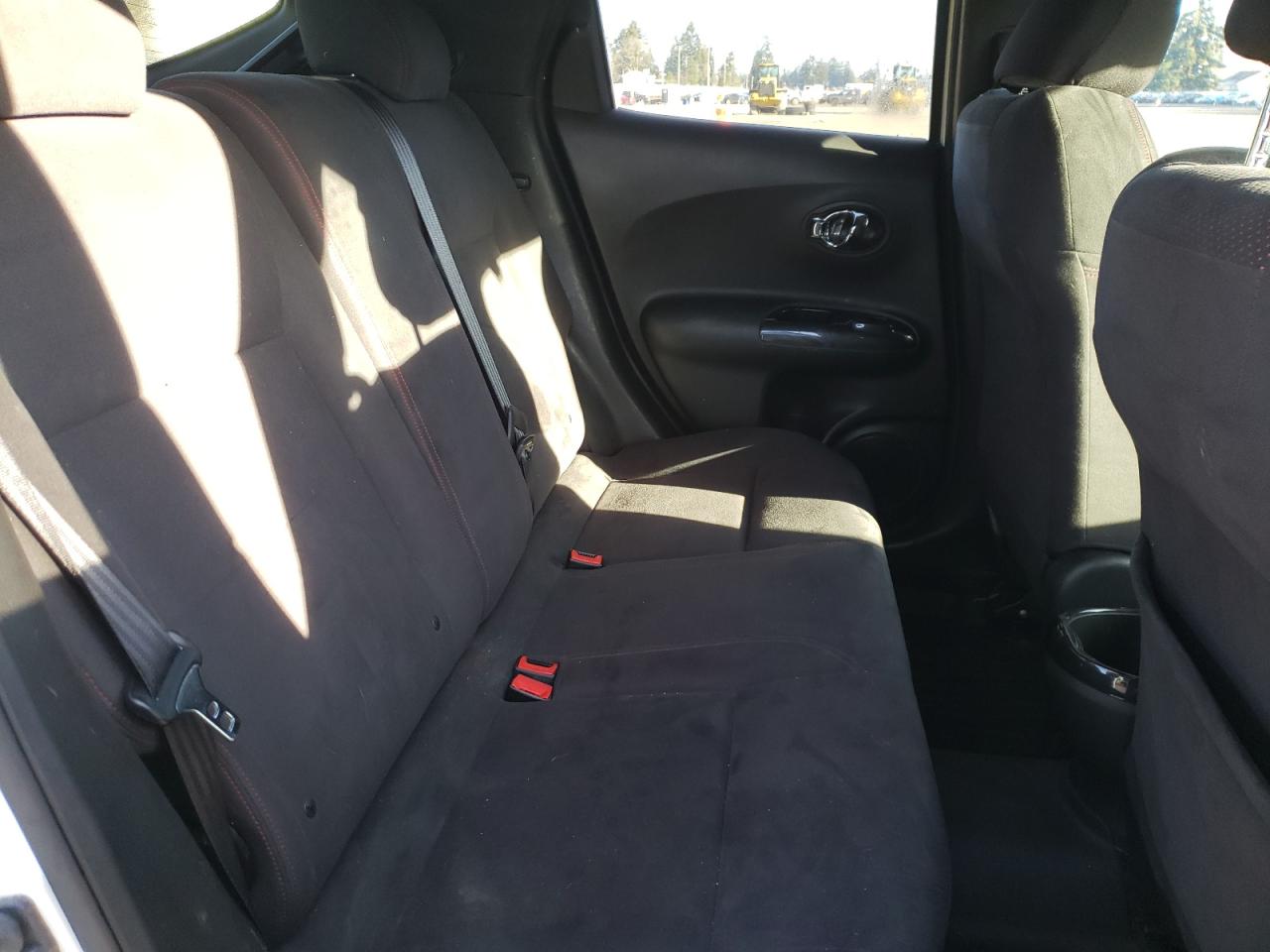 2014 Nissan Juke - Image 11