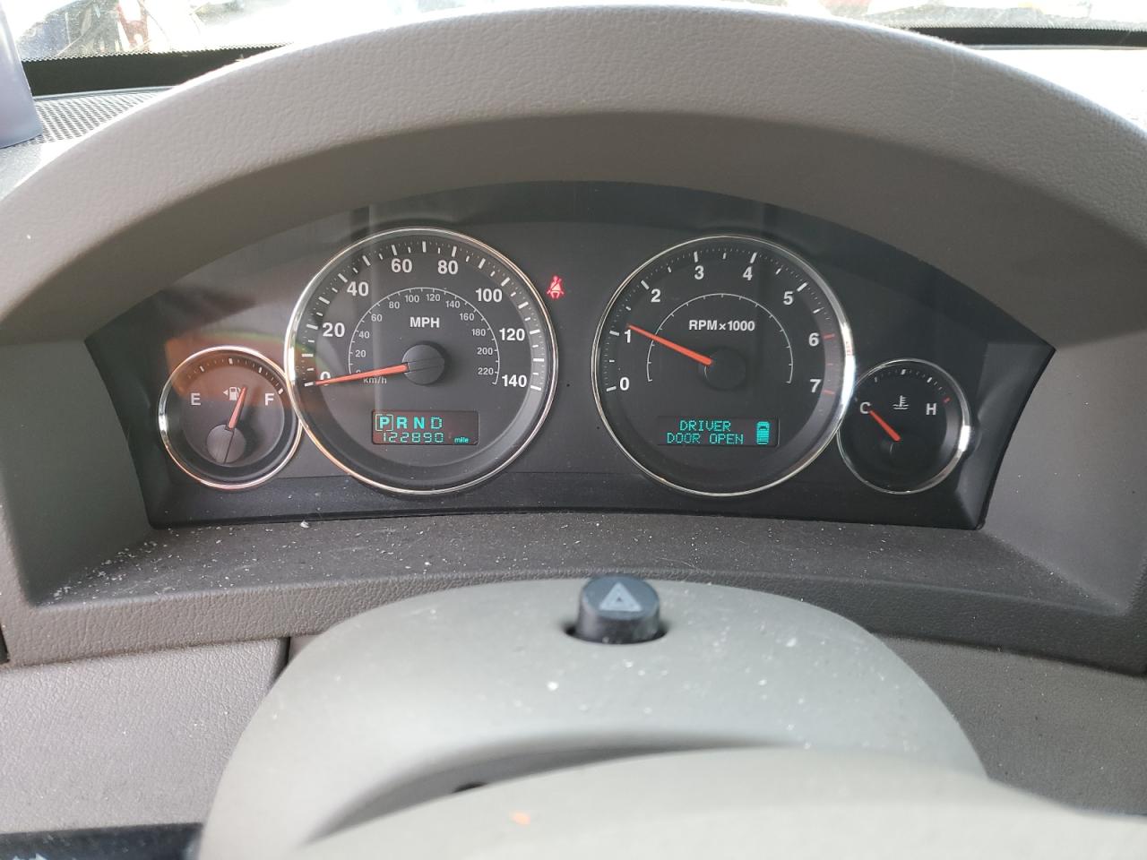 2007 Jeep Grand Cherokee - Image 9