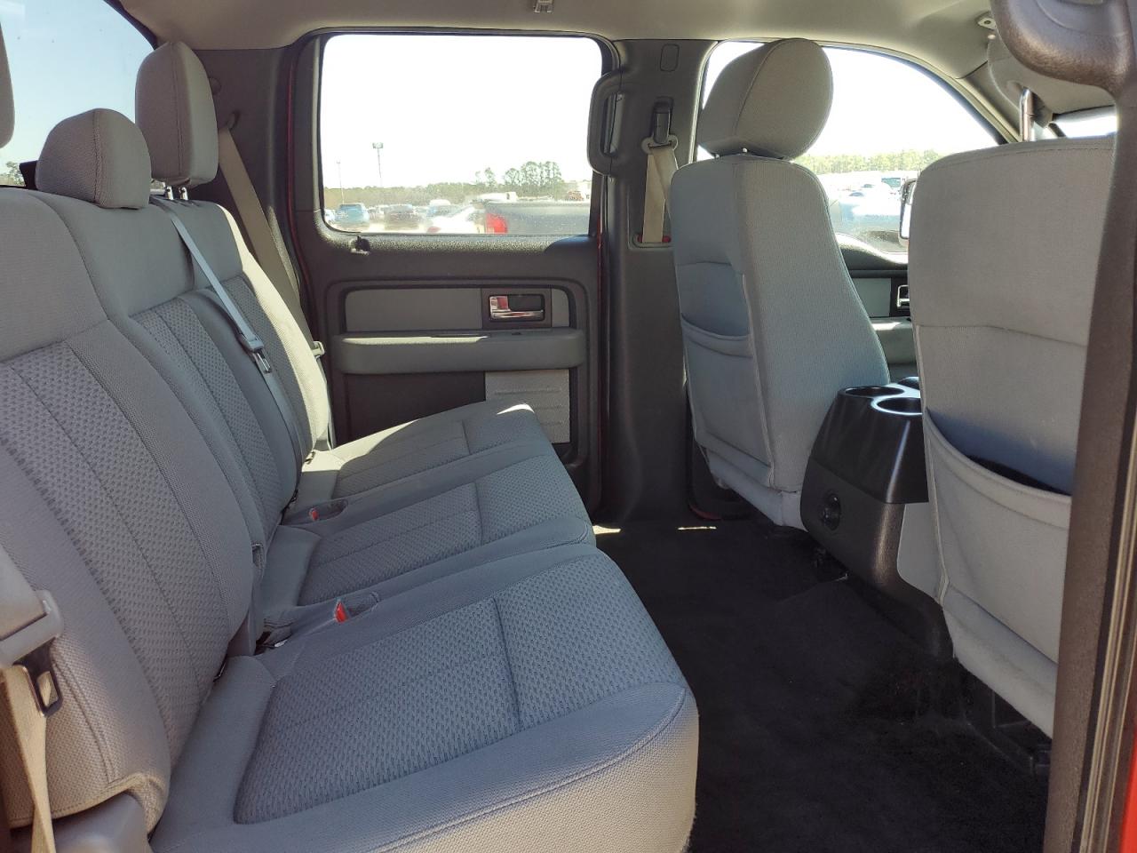 2014 Ford F-150 - Image 10