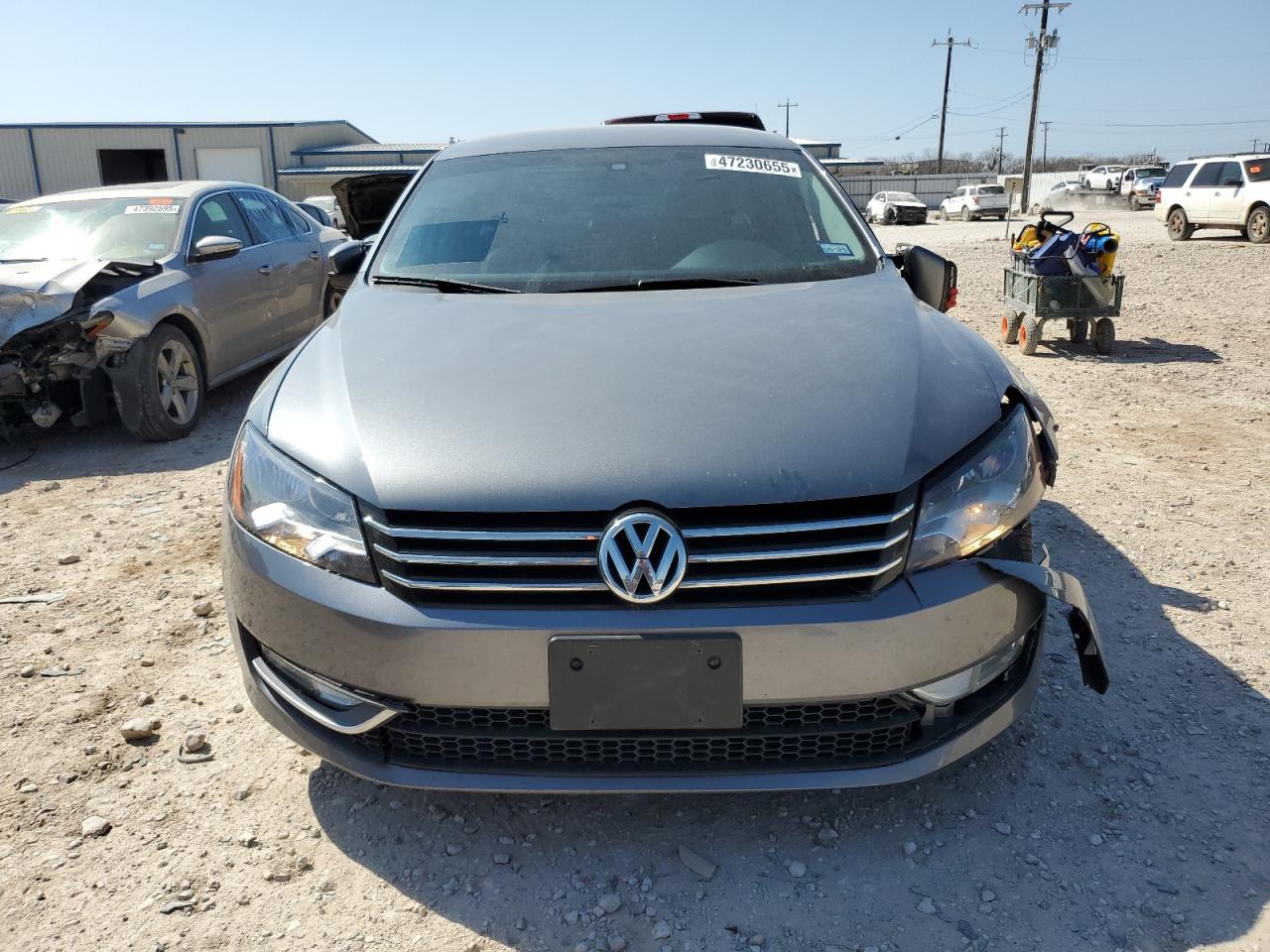 2015 Volkswagen Passat - Image 5