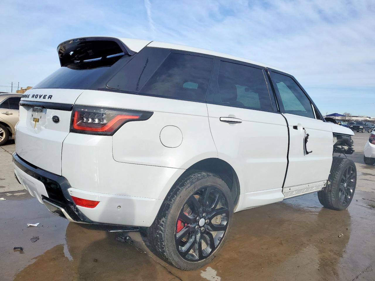 2018 Land Rover Range Rover - Image 3