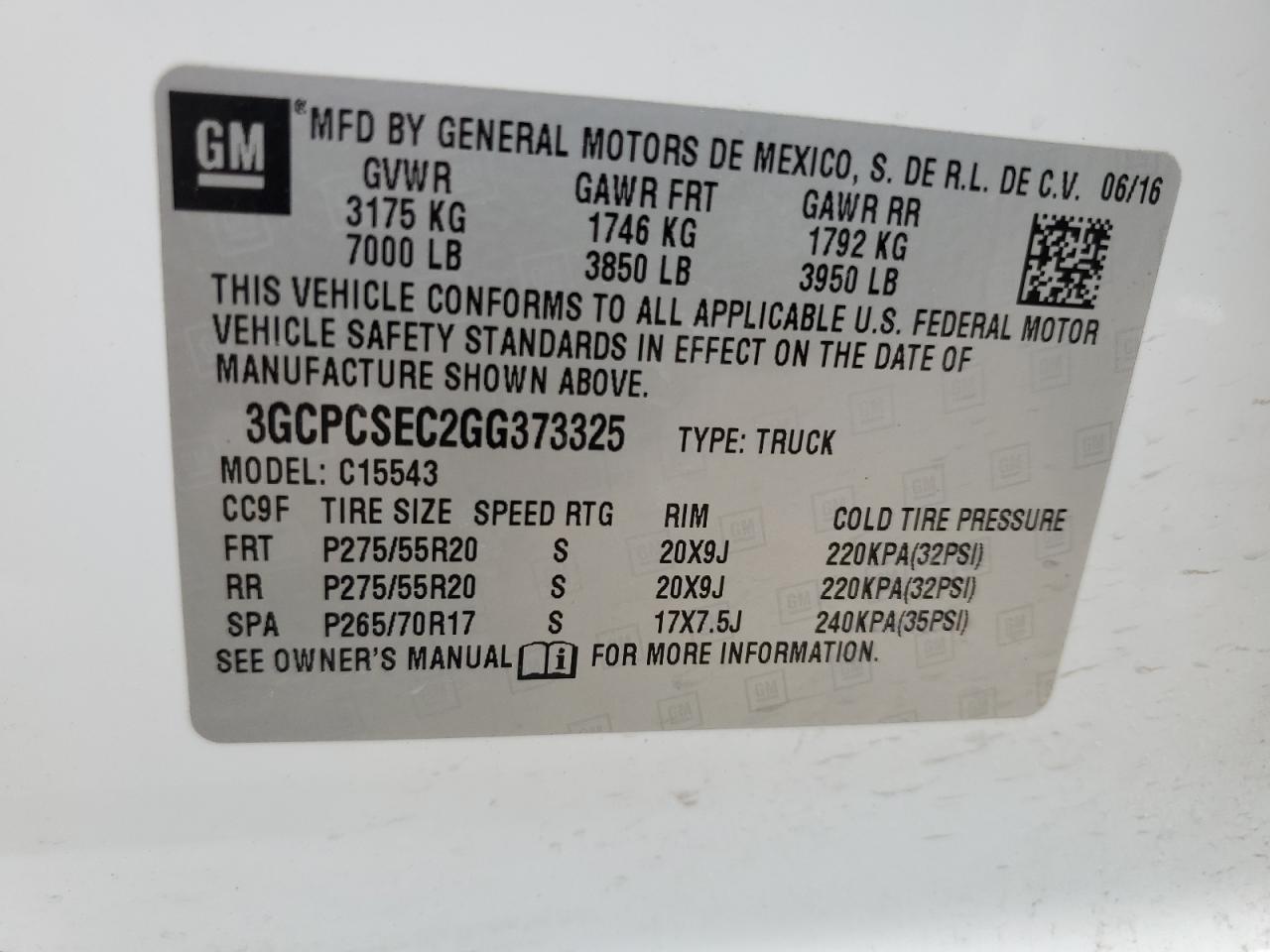 2016 Chevrolet Silverado - Image 11