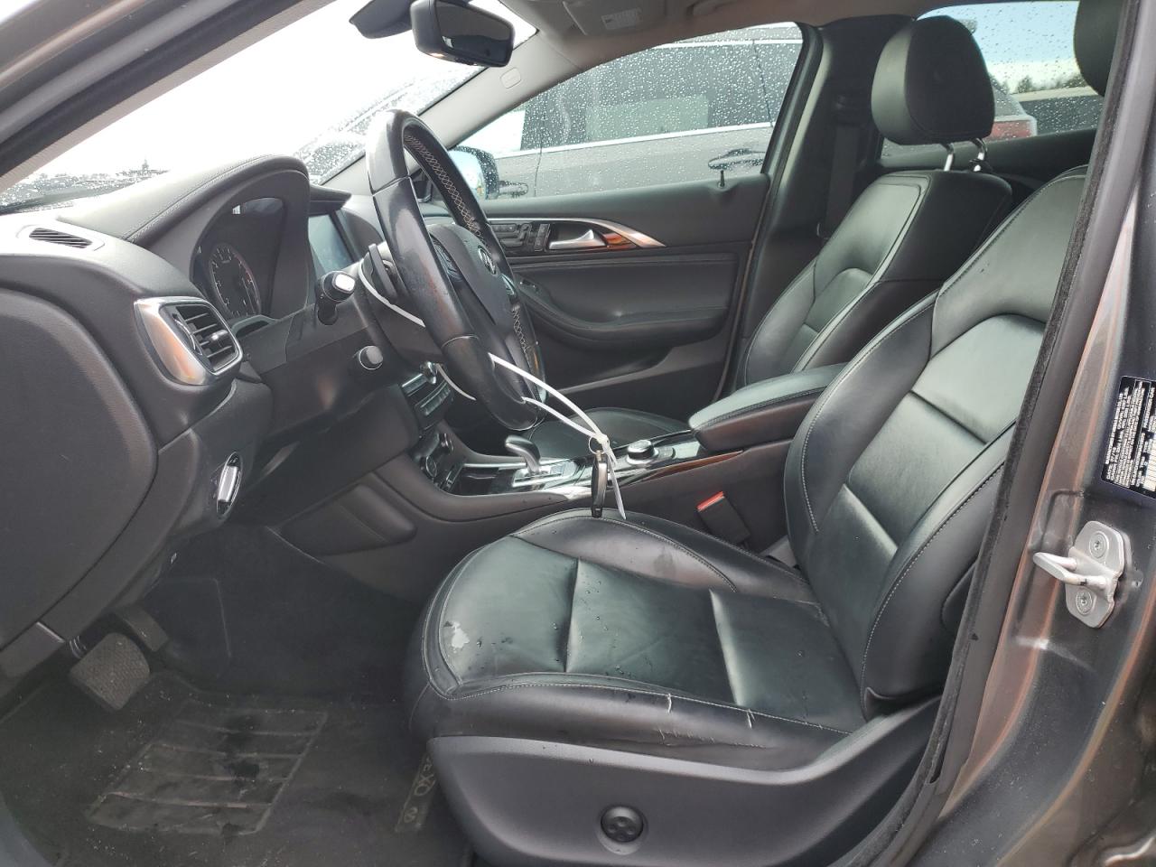 2017 Infiniti QX30 - Image 7