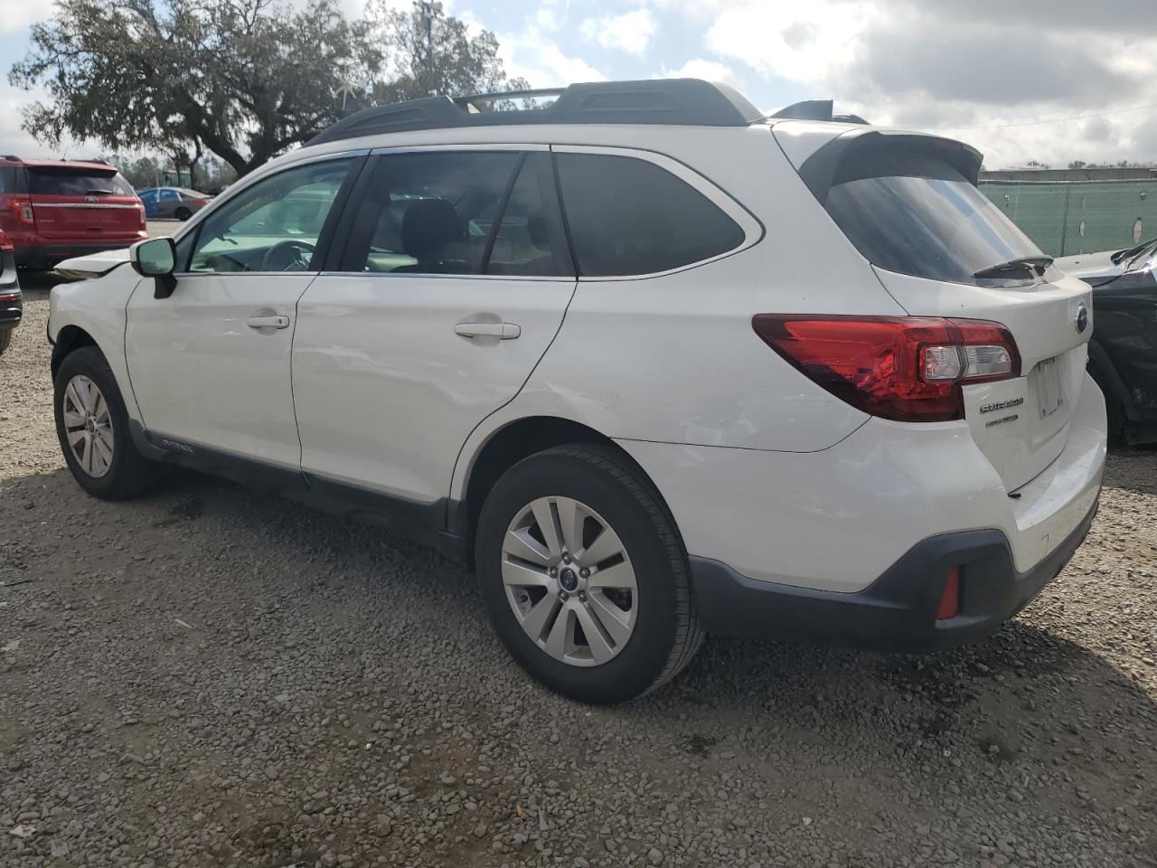 2018 Subaru Outback - Image 2