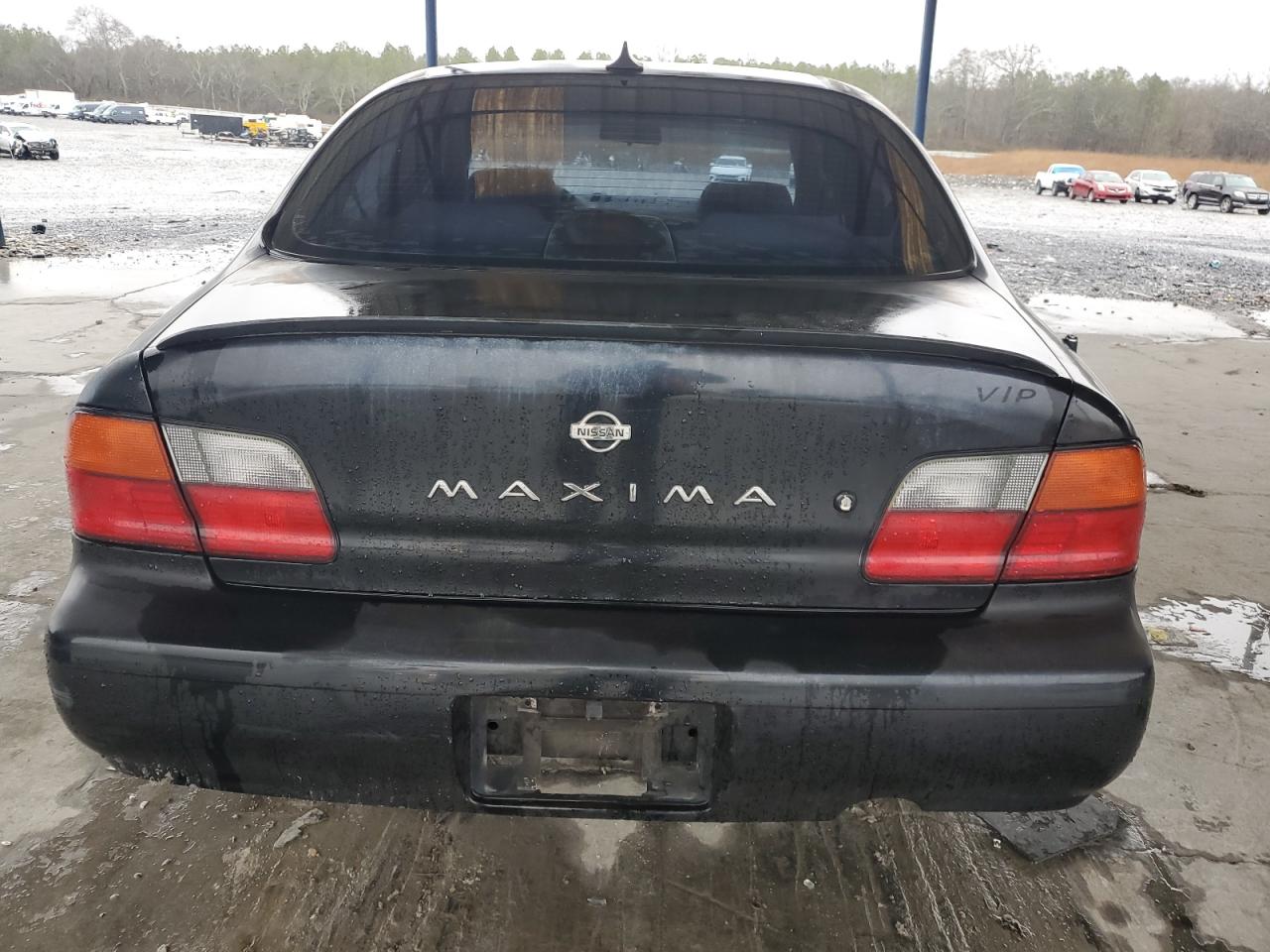 1996 Nissan Maxima - Image 6