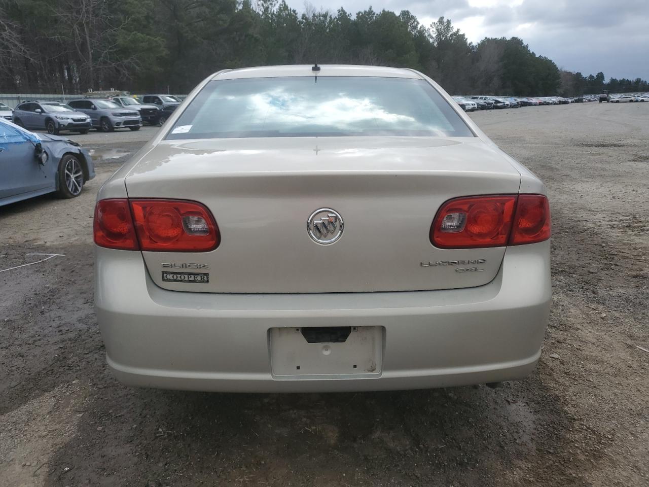2008 Buick Lucerne - Image 6