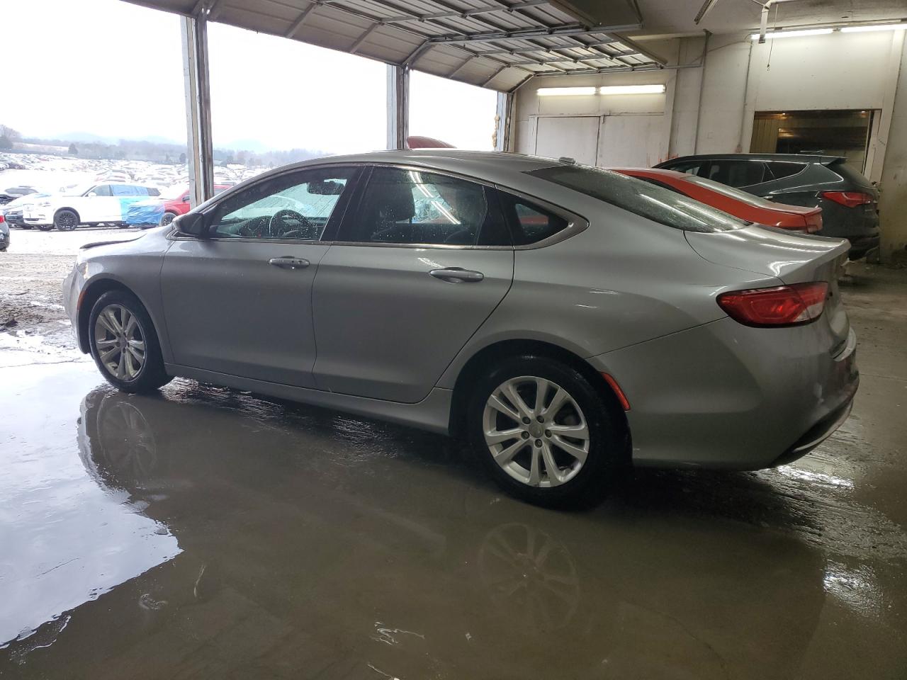 2015 Chrysler 200 - Image 2