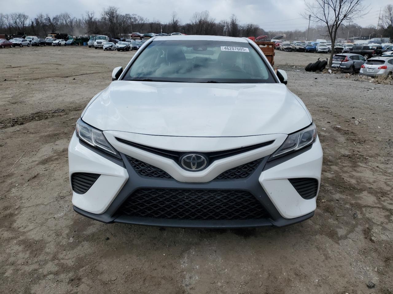 2018 Toyota Camry - Image 5