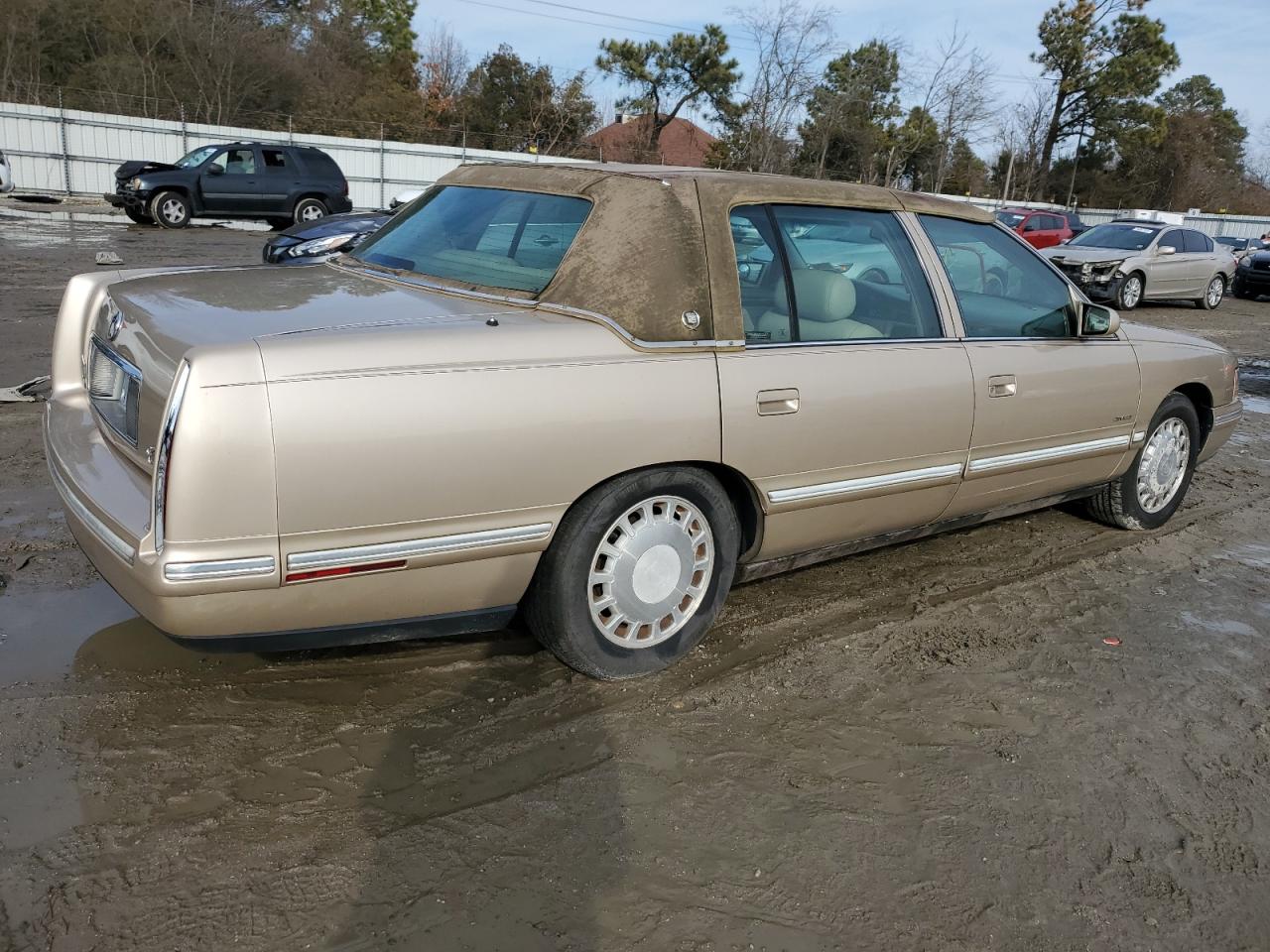 1998 Cadillac De Ville - Image 3