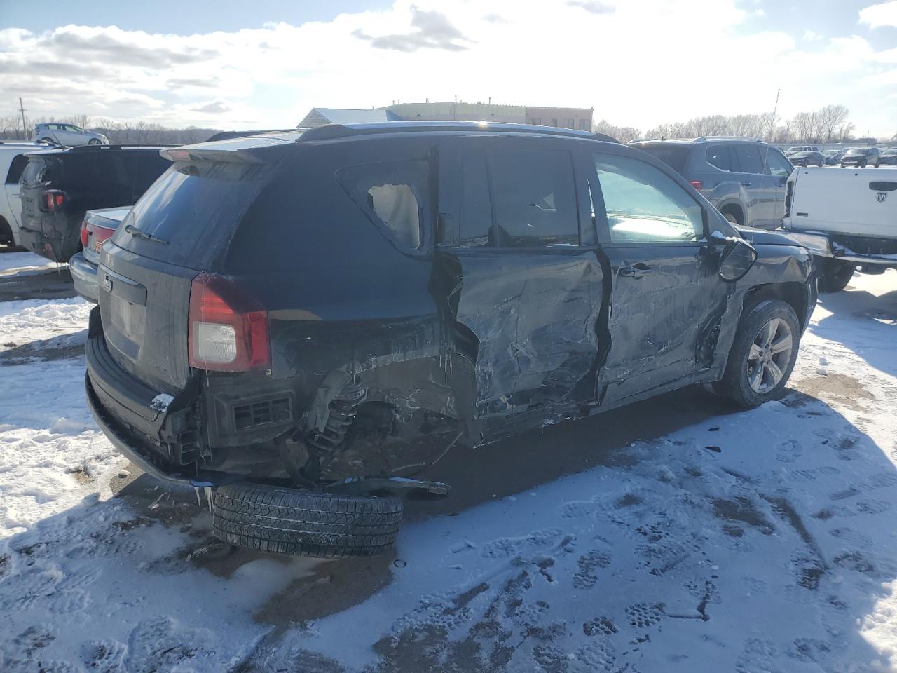 2014 Jeep Compass - Image 3