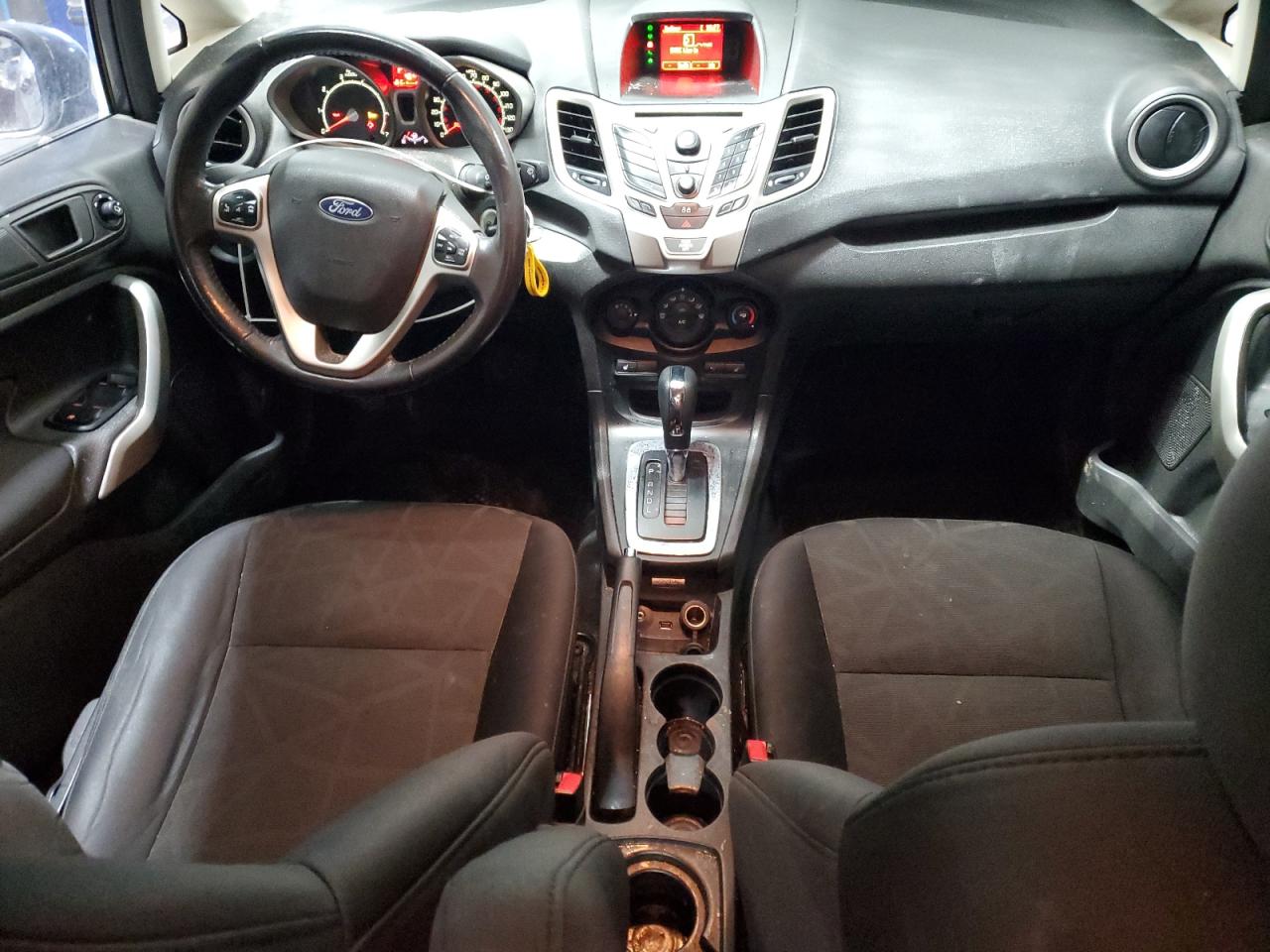 2013 Ford Fiesta - Image 8