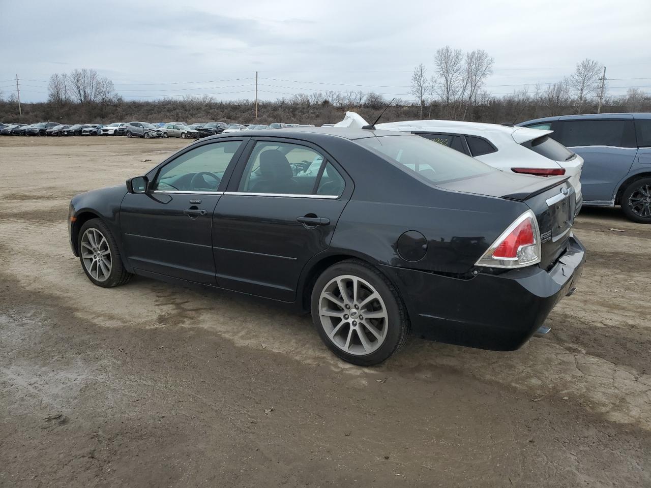 2009 Ford Fusion - Image 2