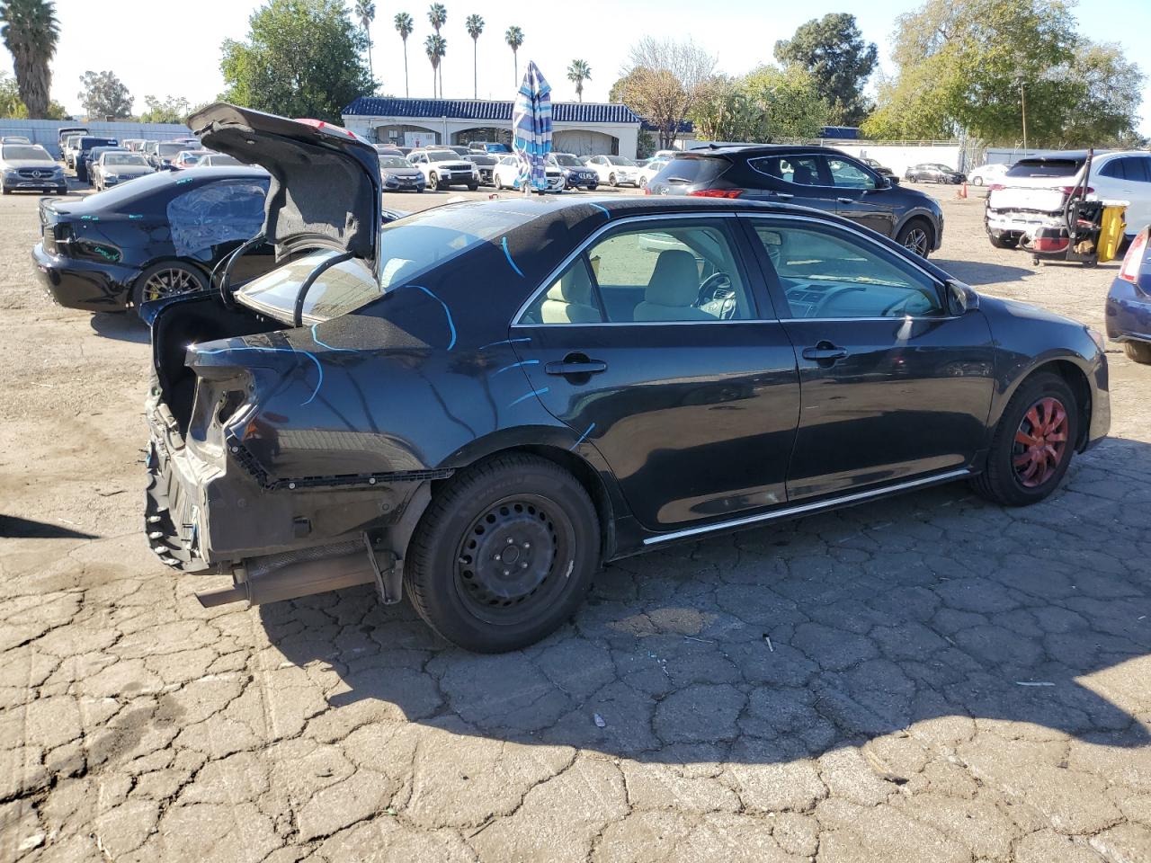 2014 Toyota Camry - Image 3