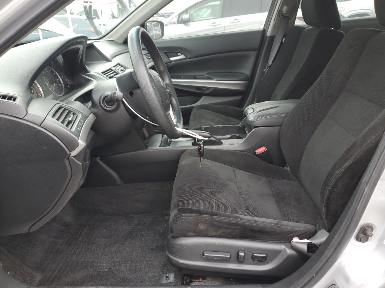 2009 Honda Accord - Image 7