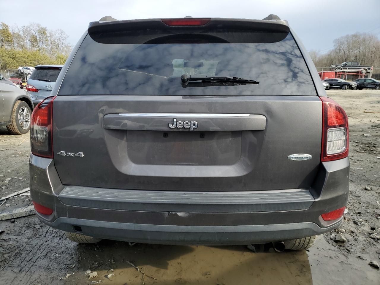 2016 Jeep Compass - Image 6