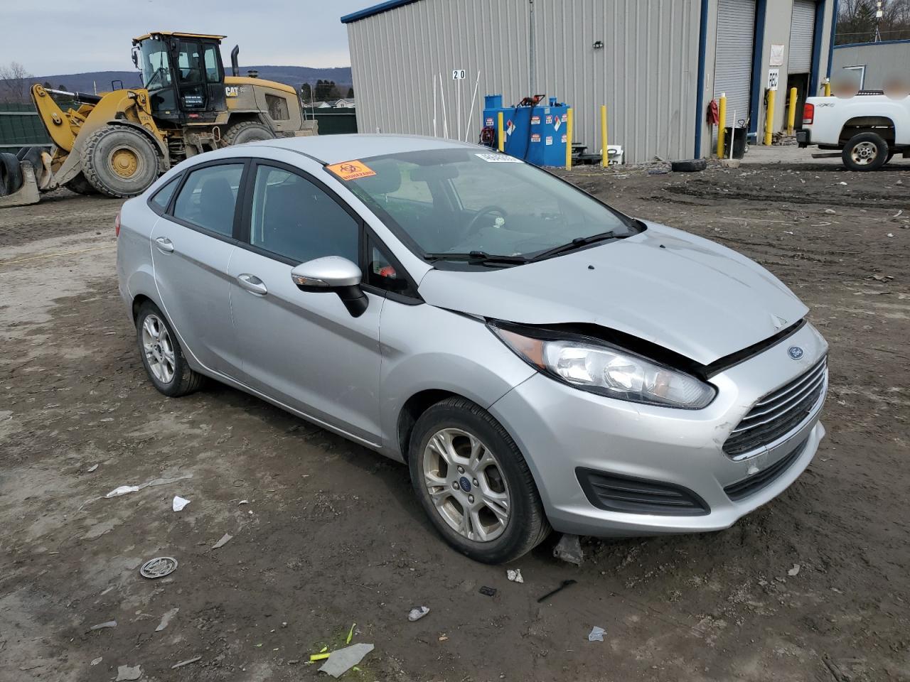 2015 Ford Fiesta - Image 4