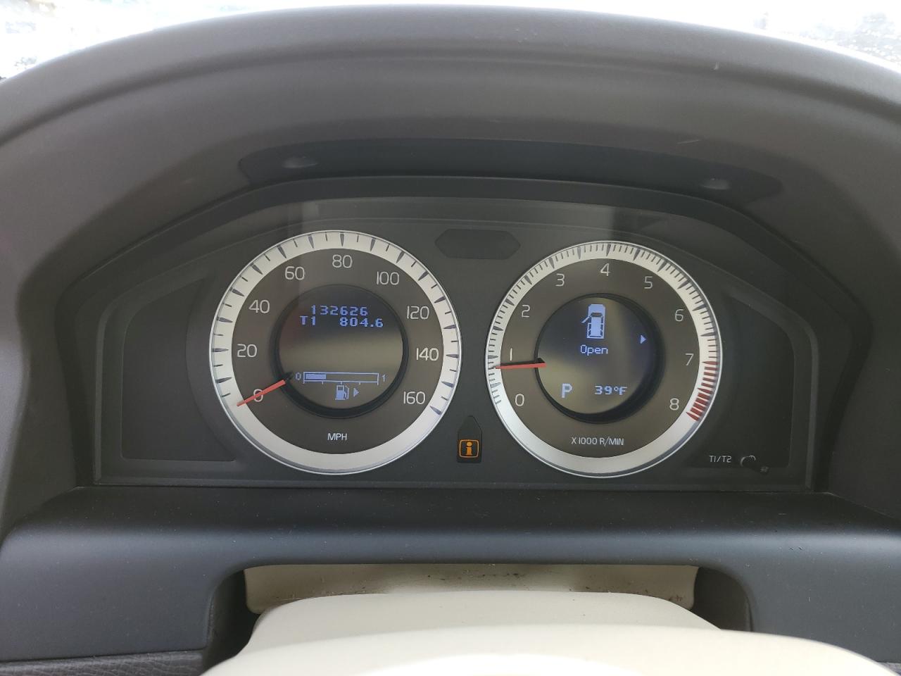 2010 Volvo XC60 - Image 9