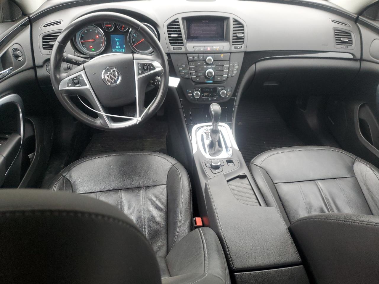 2011 Buick Regal - Image 8
