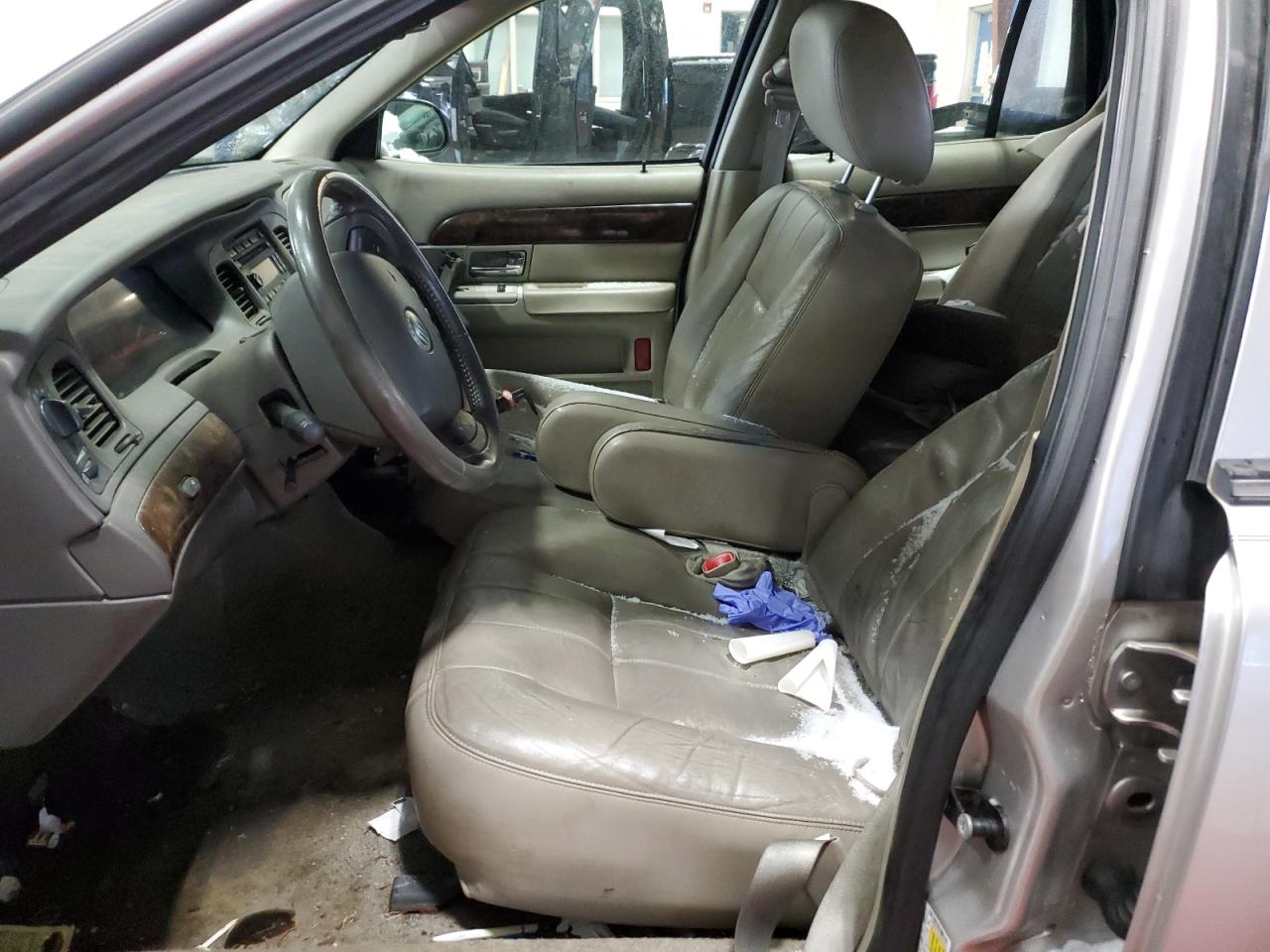 2011 Mercury Grand Marquis - Image 7