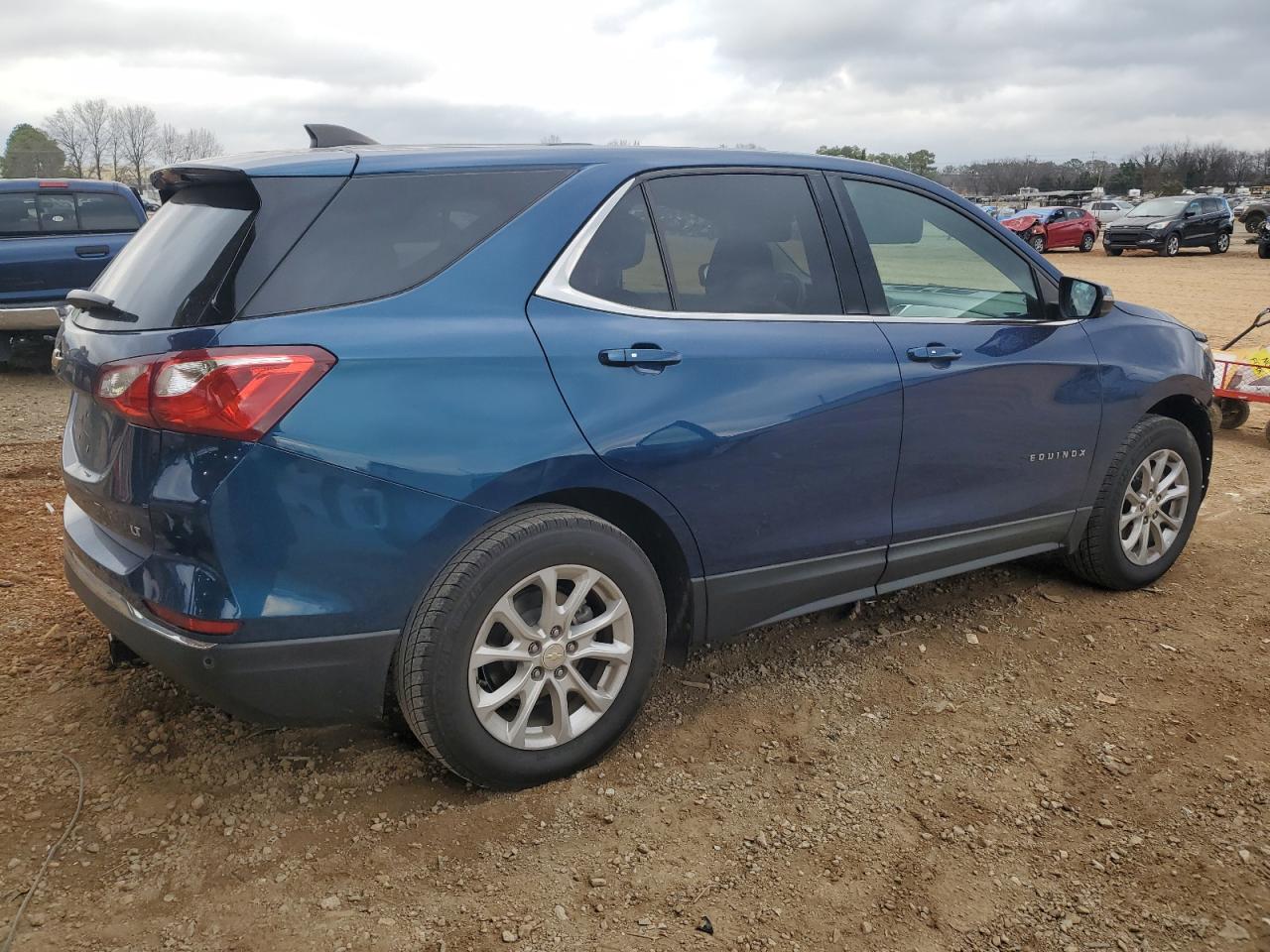 2019 Chevrolet Equinox - Image 3