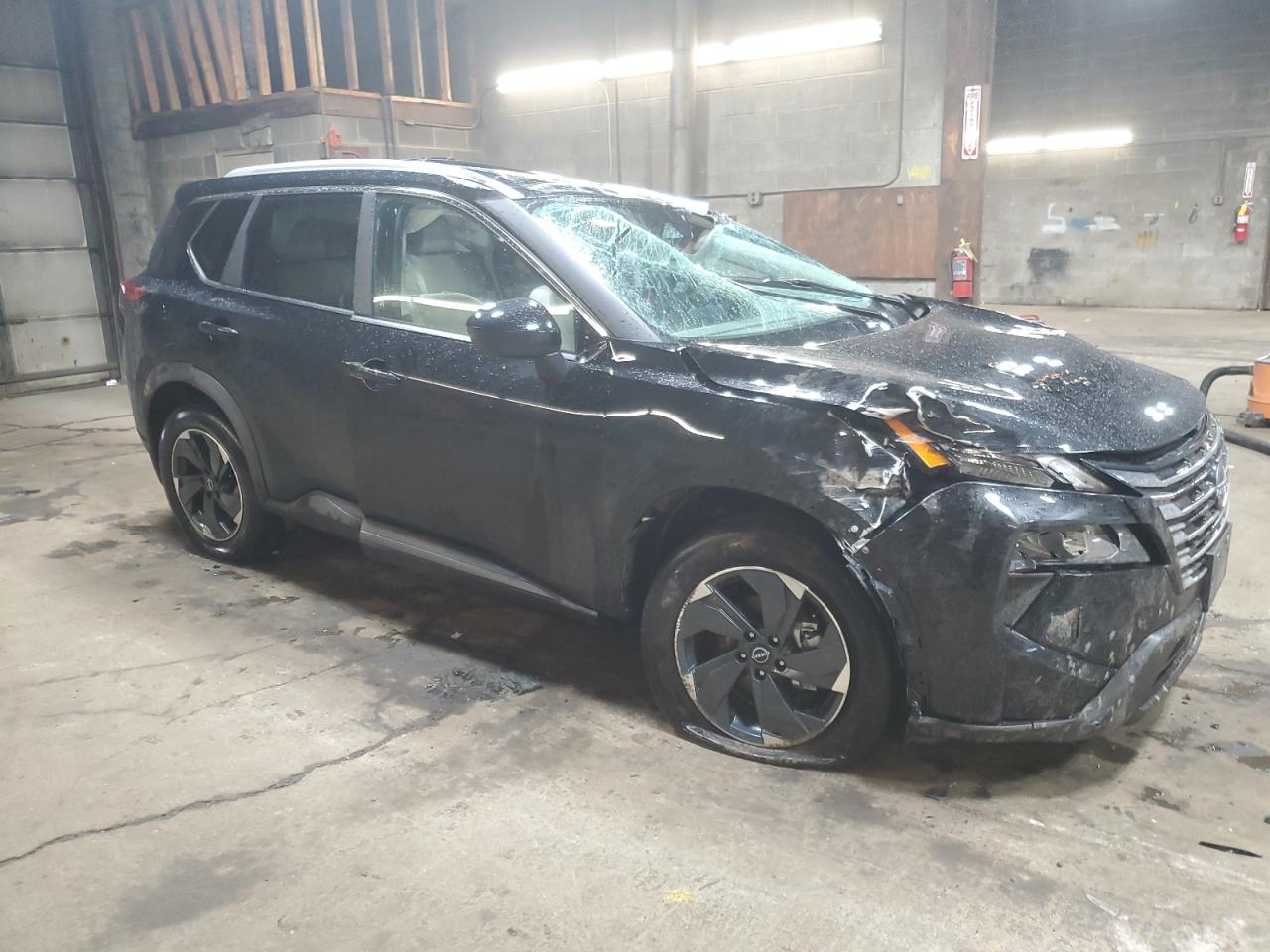 2024 Nissan Rogue - Image 4