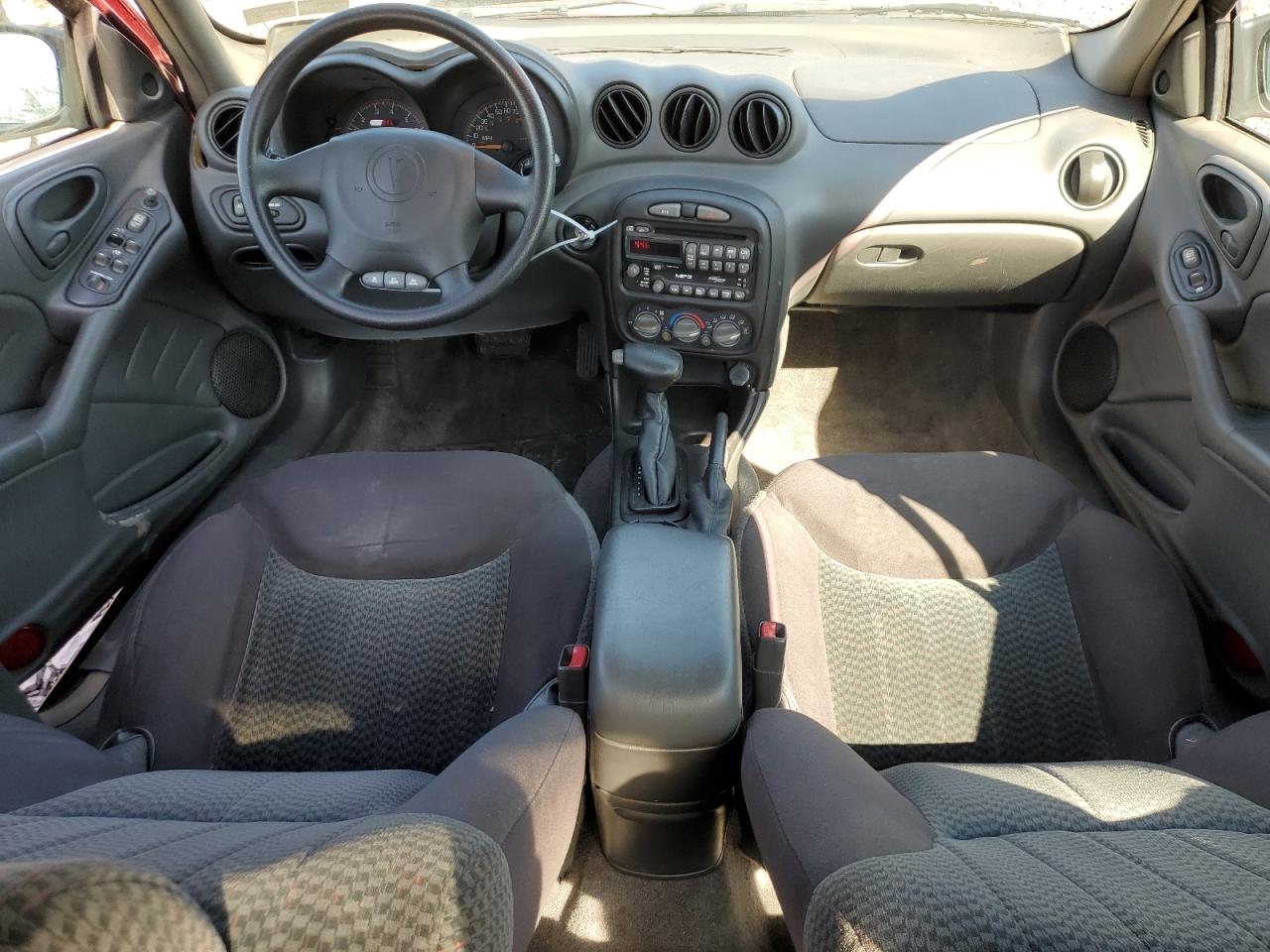 2004 Pontiac Grand AM - Image 8