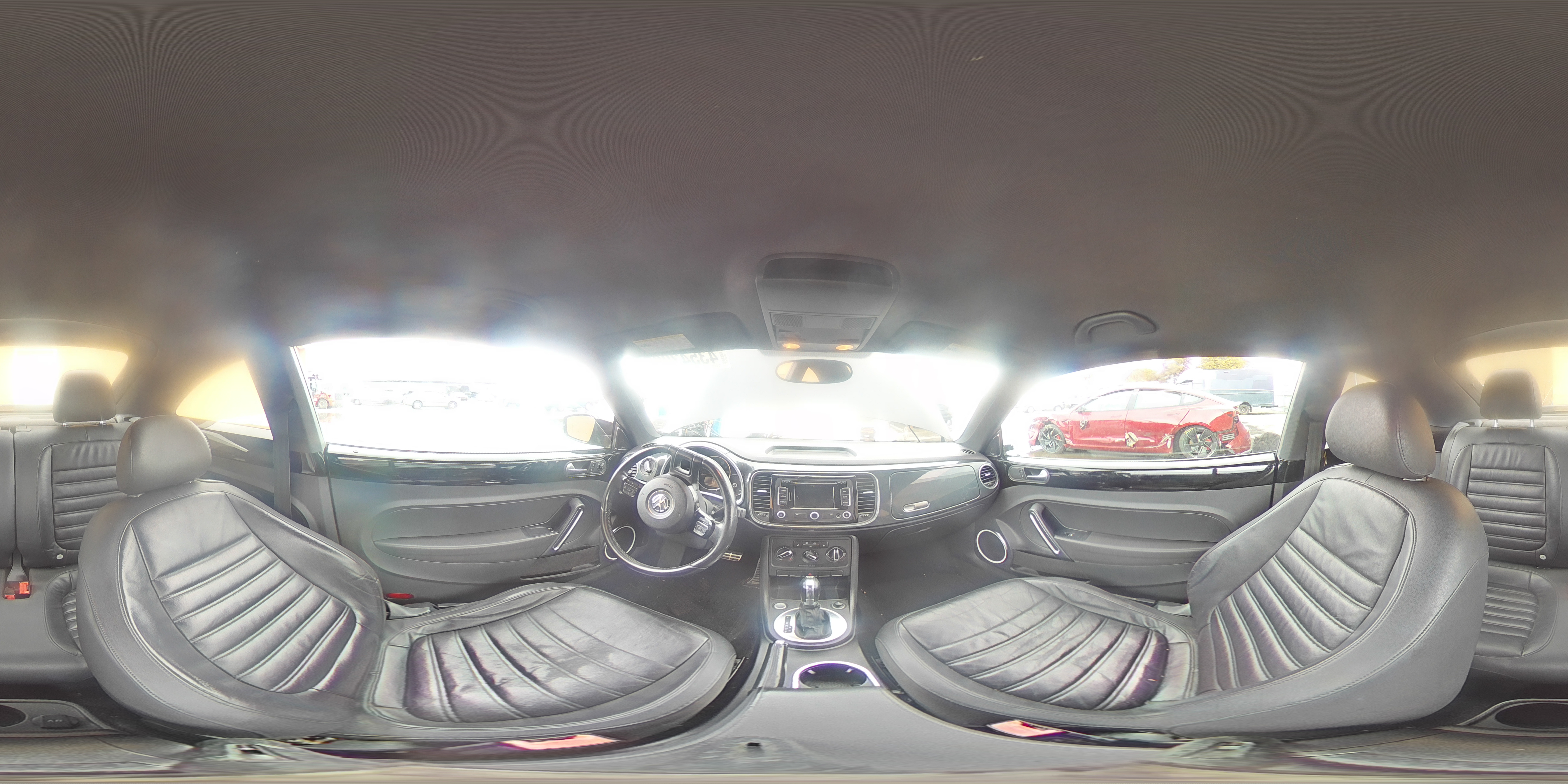 2012 Volkswagen Beetle - Image 12