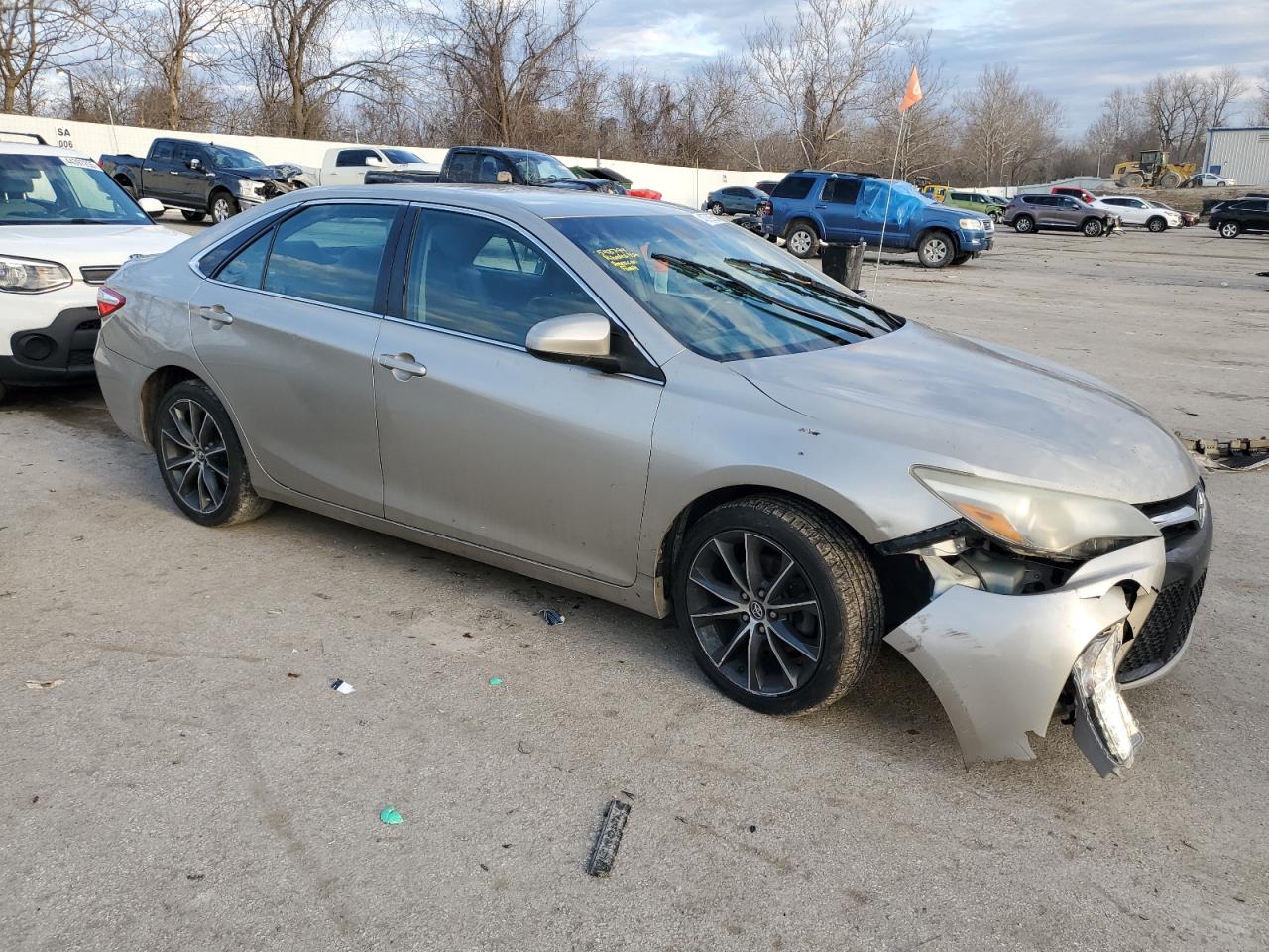 2015 Toyota Camry - Image 4