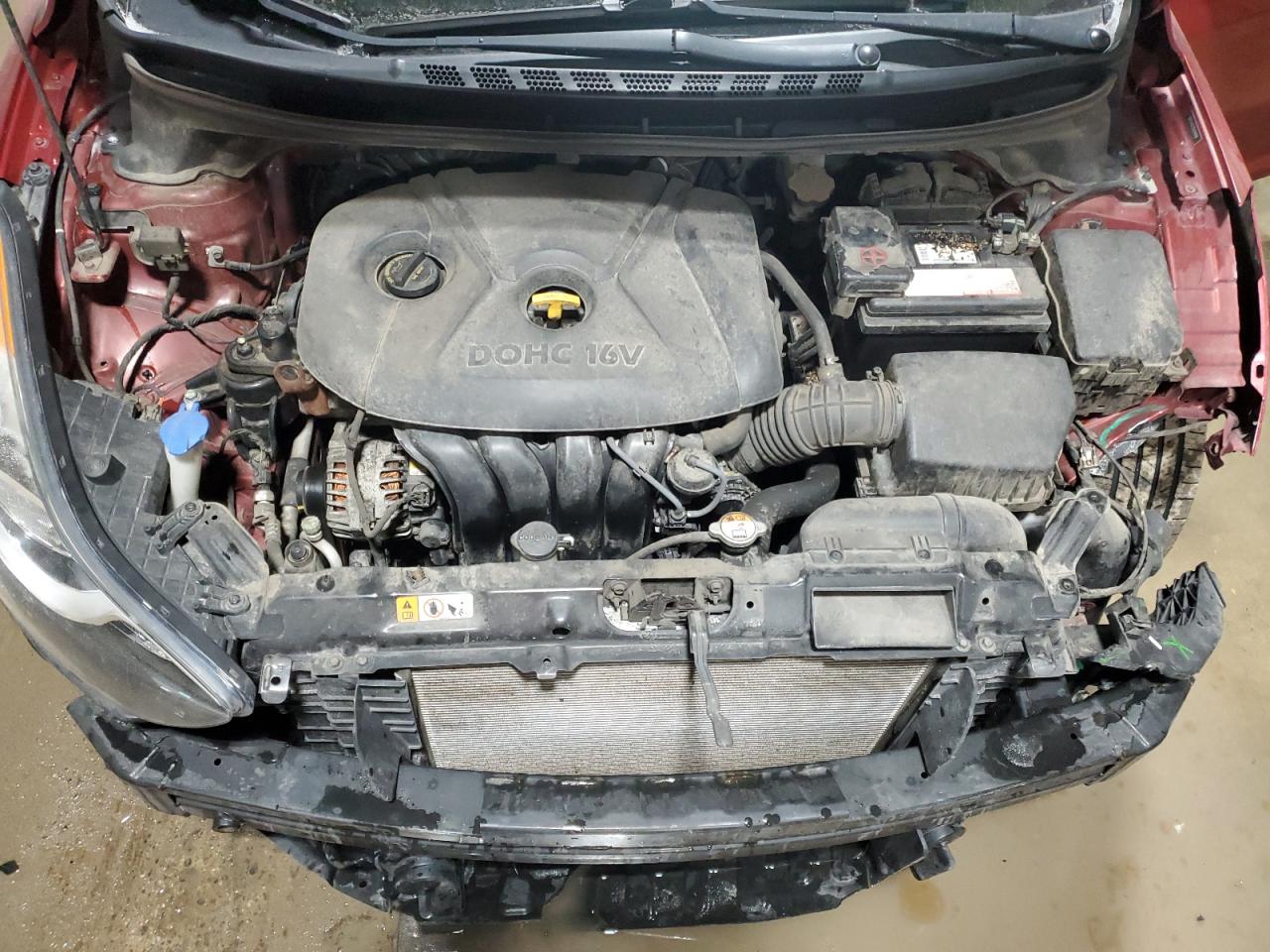 2013 Hyundai Elantra - Image 11