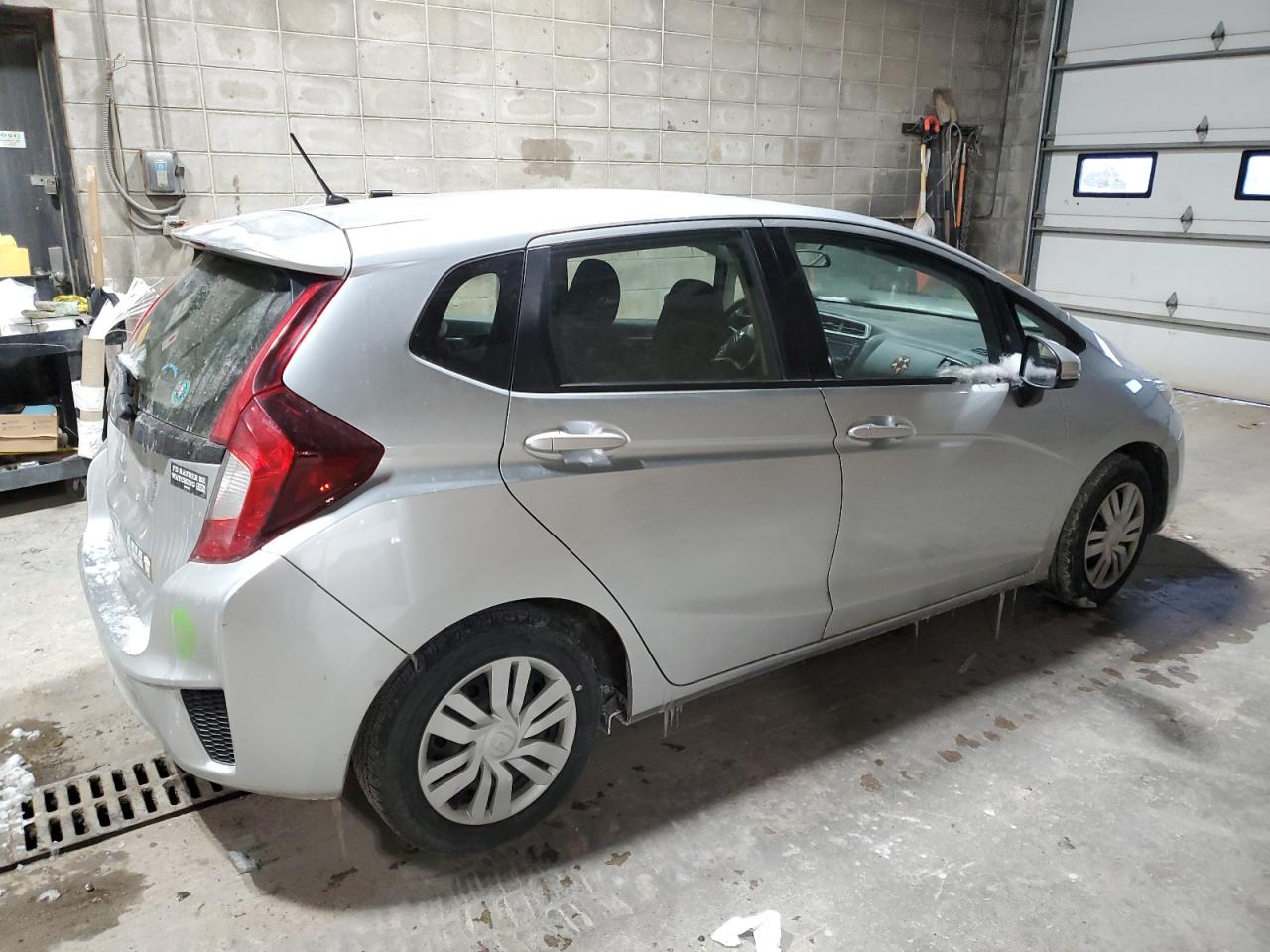 Auction sale of the 2016 HONDA FIT , vin: JHMGK5H56GX039276, lot number: 45126945