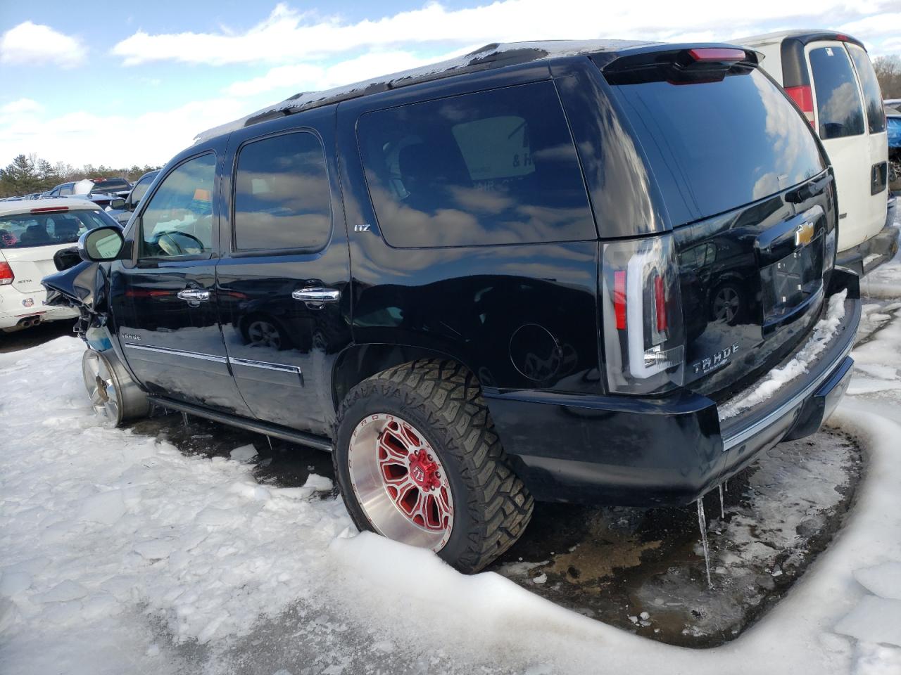 2013 Chevrolet Tahoe - Image 2