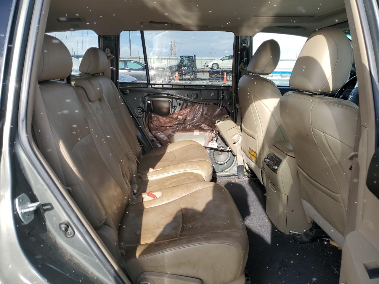 2012 Toyota Highlander - Image 11