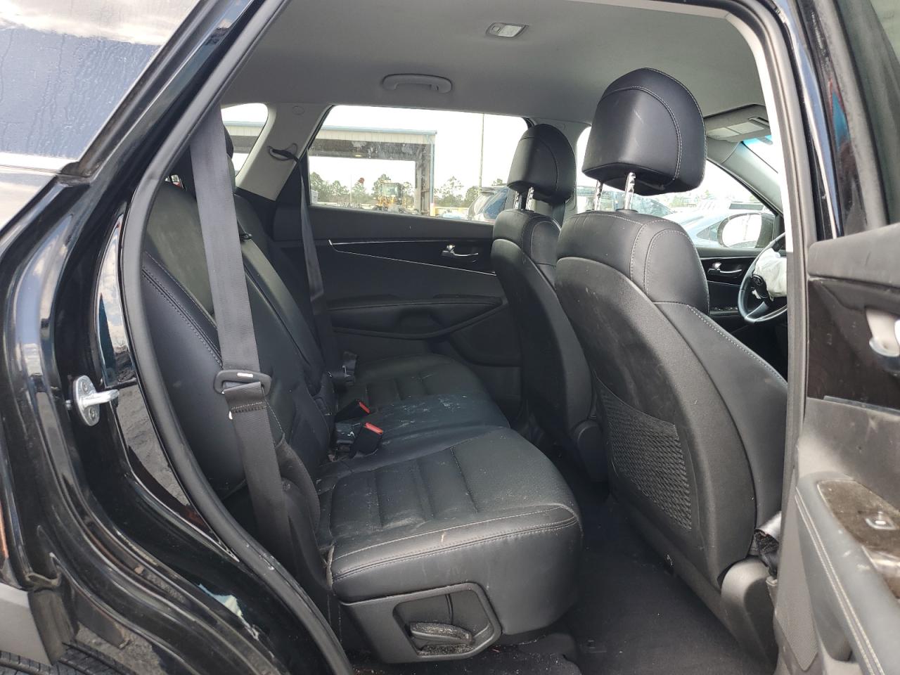 2017 Kia Sorento - Image 12