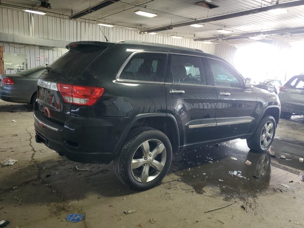 2013 Jeep Grand Cherokee - Image 3