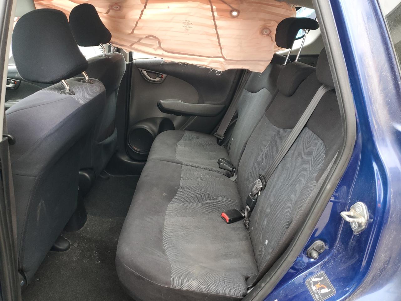 2009 Honda Fit - Image 11