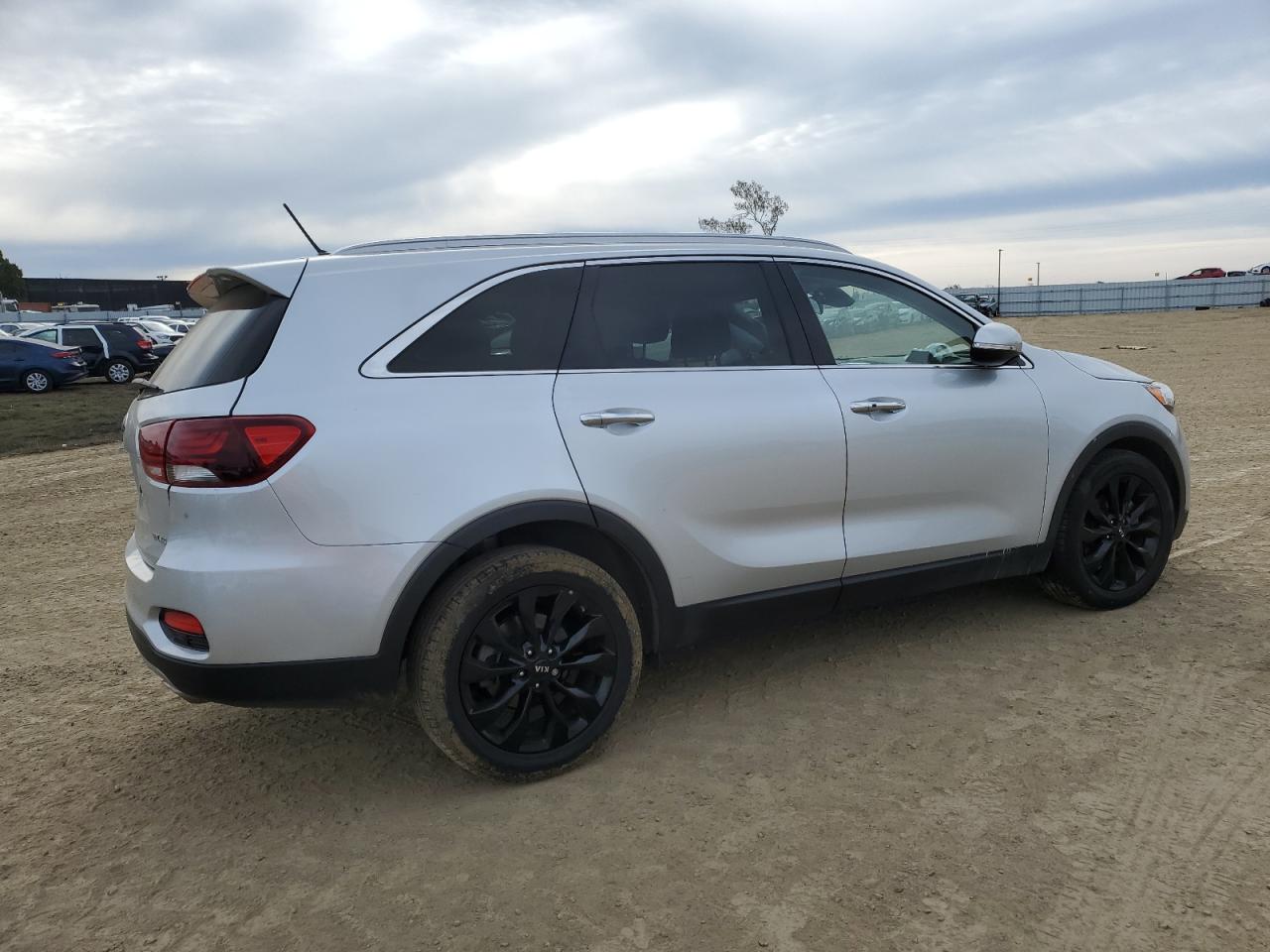 2020 Kia Sorento - Image 3