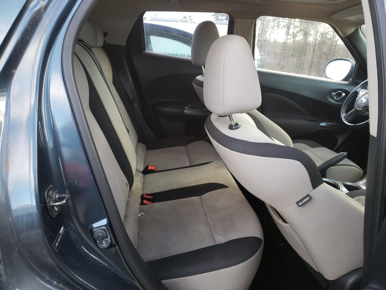 2011 Nissan Juke - Image 10