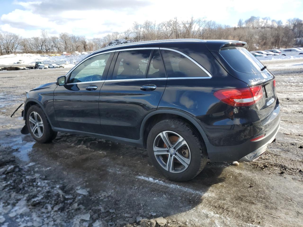 2017 Mercedes-Benz GLC - Image 2