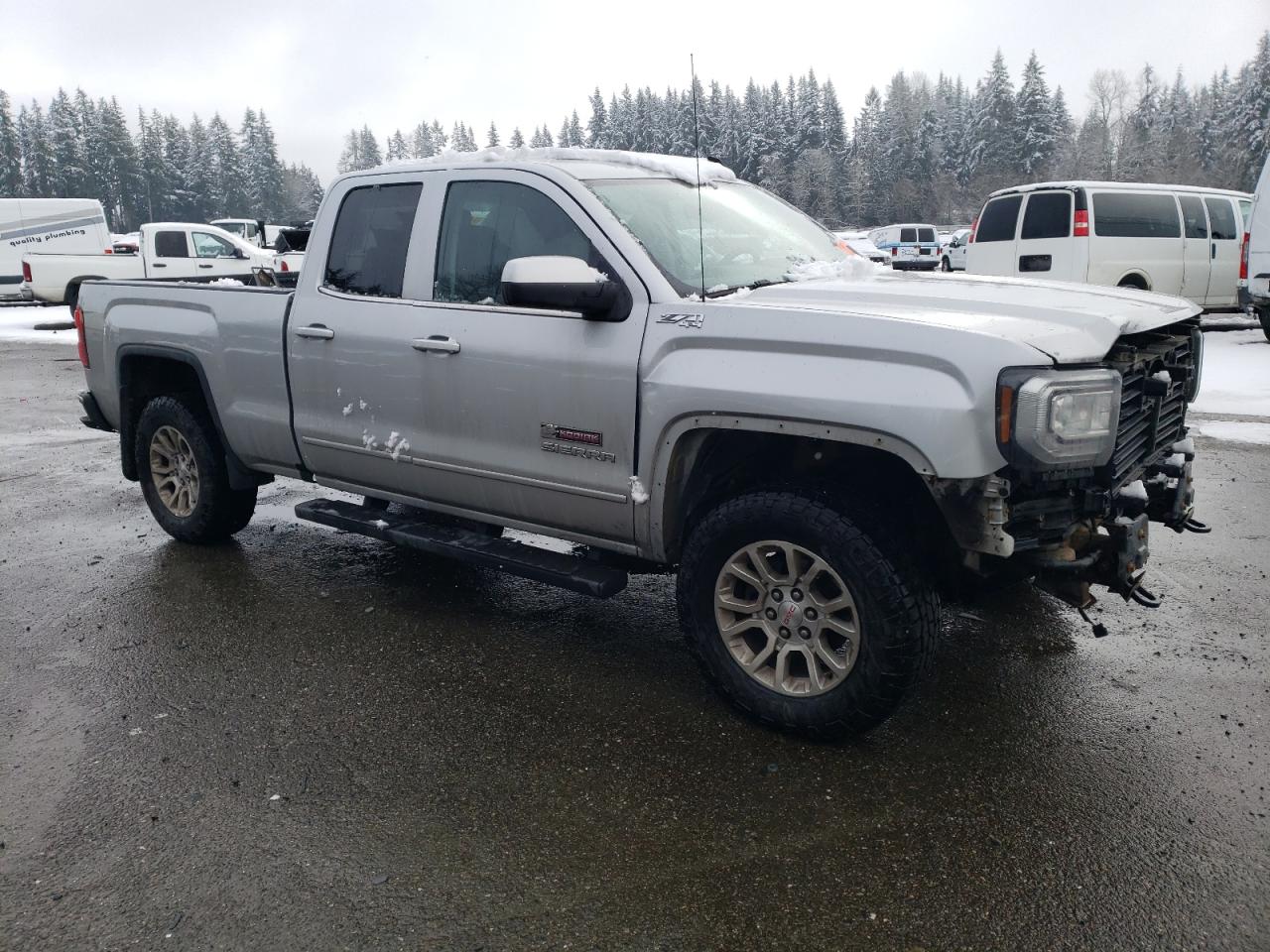 2017 GMC Sierra - Image 4
