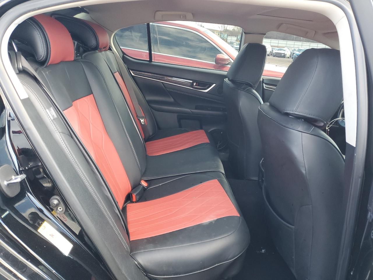 2016 Lexus GS - Image 10